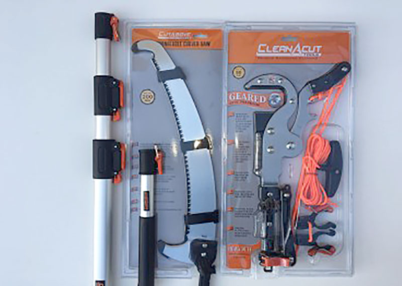 Pruner and Saw Tree pole pruner